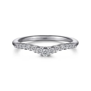 Curved 14K White Gold Shared Prong Diamond Wedding Band - 0.23 ct